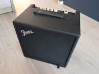 FENDER RUMBLE LT25 - Combo basowe