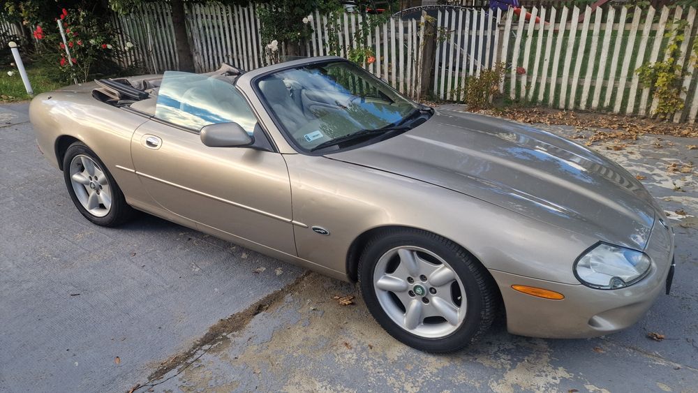 Sprzedam Jaguar xk8 v8