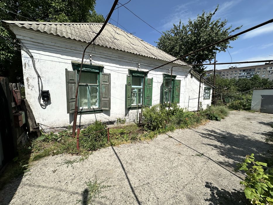 Продам пол дома в р-н.Петровского, пр.Ивана Мазепы
