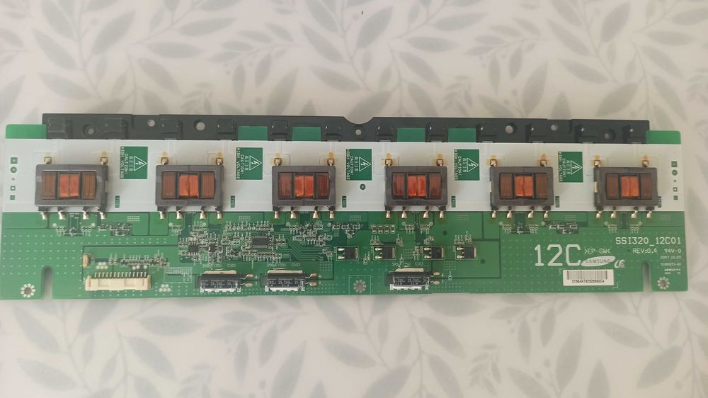 Sprzedam inwerter telewizyjny SONY KDL-32L4000