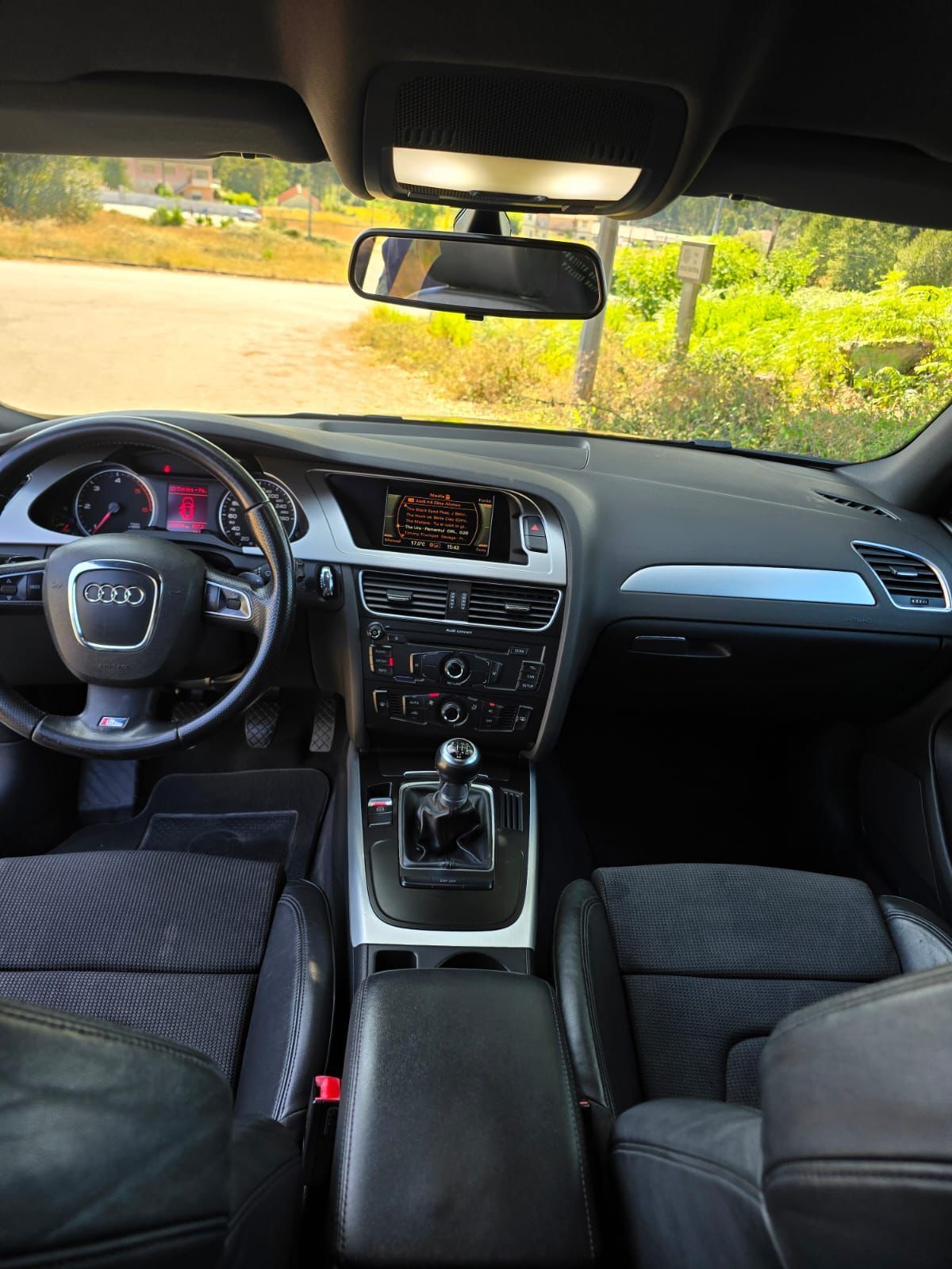Audi A4 2.0 TDI S-line