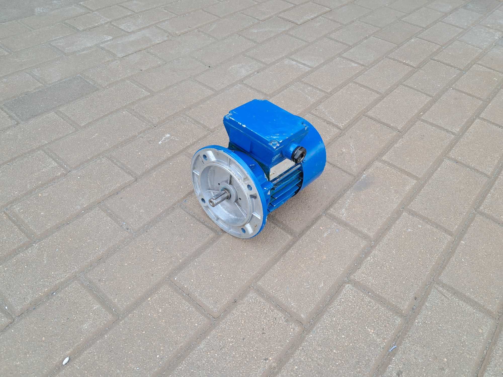 Silnik elektryczny 0,37kw 2780 obrotów wysokoobrotowy. Wysyłka