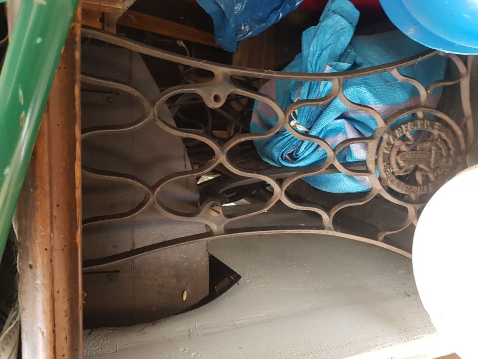 Promocja 2 maszyny do szycia Antyki.