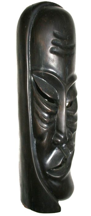 Artesanato-África- Colecção de 17 Máscaras de Tribos de Cabinda