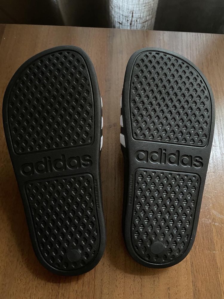 Шлепанцы Adidas