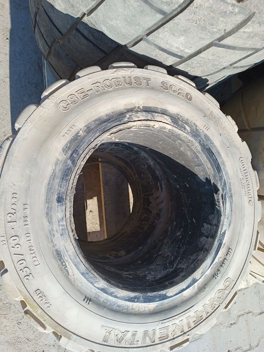 Opony pełne 250/60-12 Continental 23x10-12 Linde toyota wózek widłowy