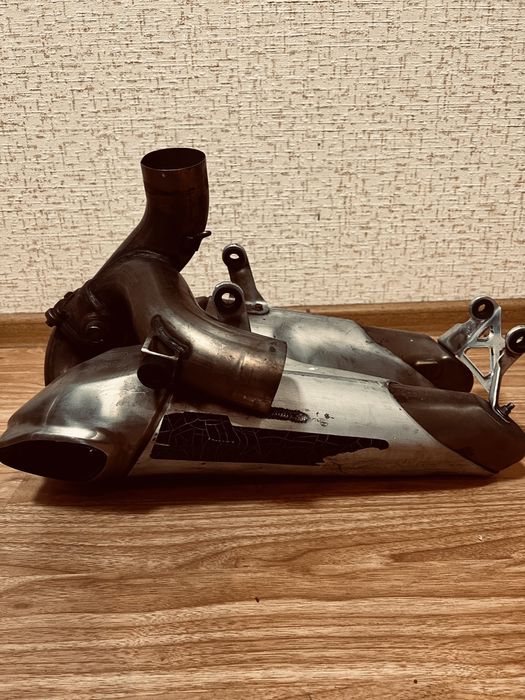 Глушитель выхлоп Ducati Panigale/Streetfighter