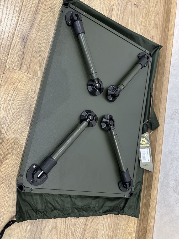Столик монтажний риболовний туристичний Mivardi Bivvy Professional XL