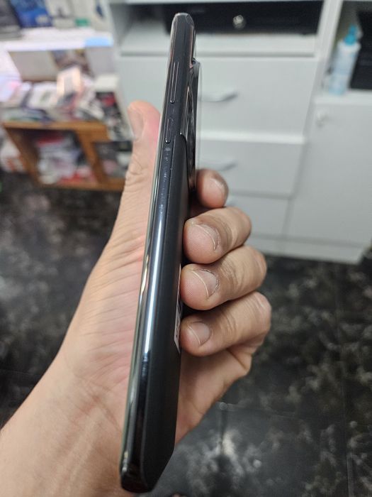 One Plus 12..512/16 gb