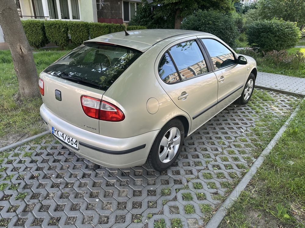 Auto seat leon 2003r. 1.6 mpi mały przebieg