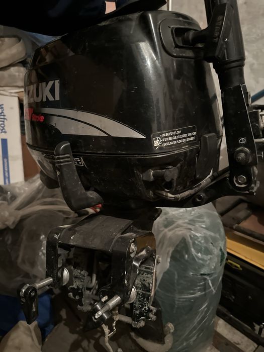 Двигун (мотор) SUZUKI DF 6, 4 такти