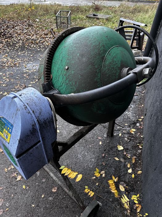 Бетонозмішувач брс-130