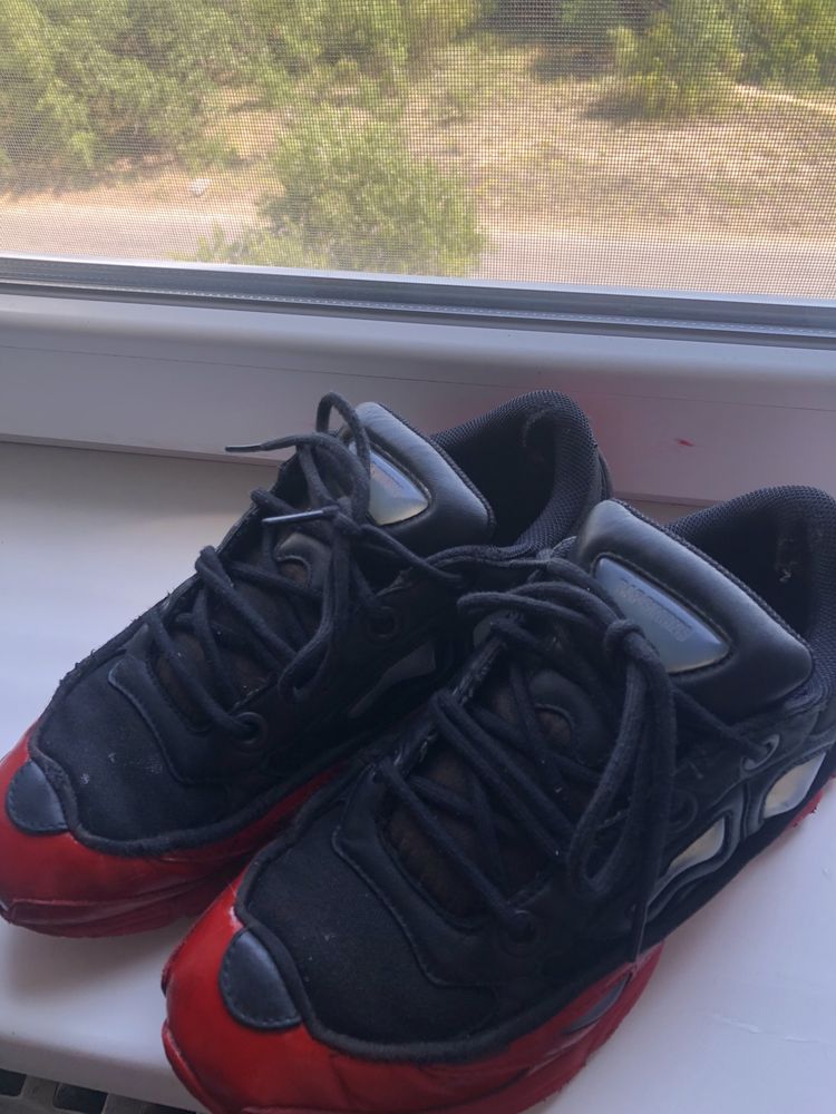 Raf simons scarlet