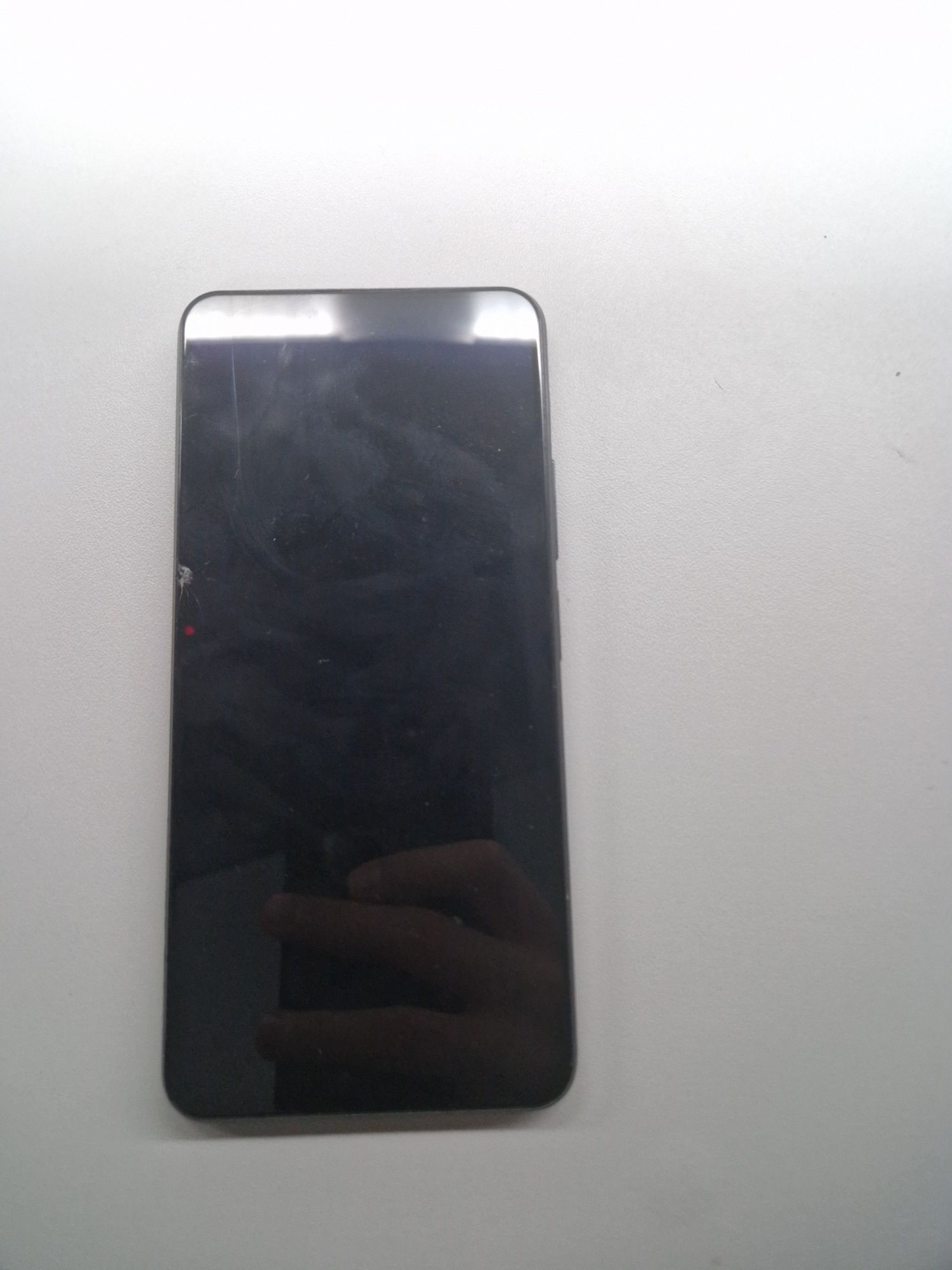 Zestaw 3 uszkodzonych telefonów