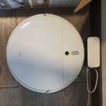 Робот-пилосос Xiaomi Mi Robot Vacuum-Mop  // не працює батарея
