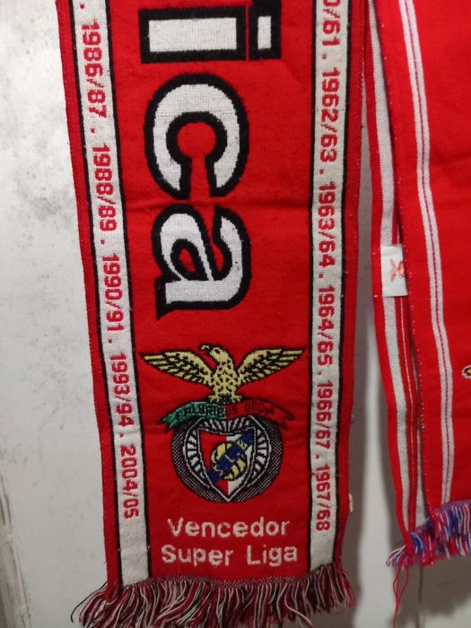 Vendo artigos de futebol