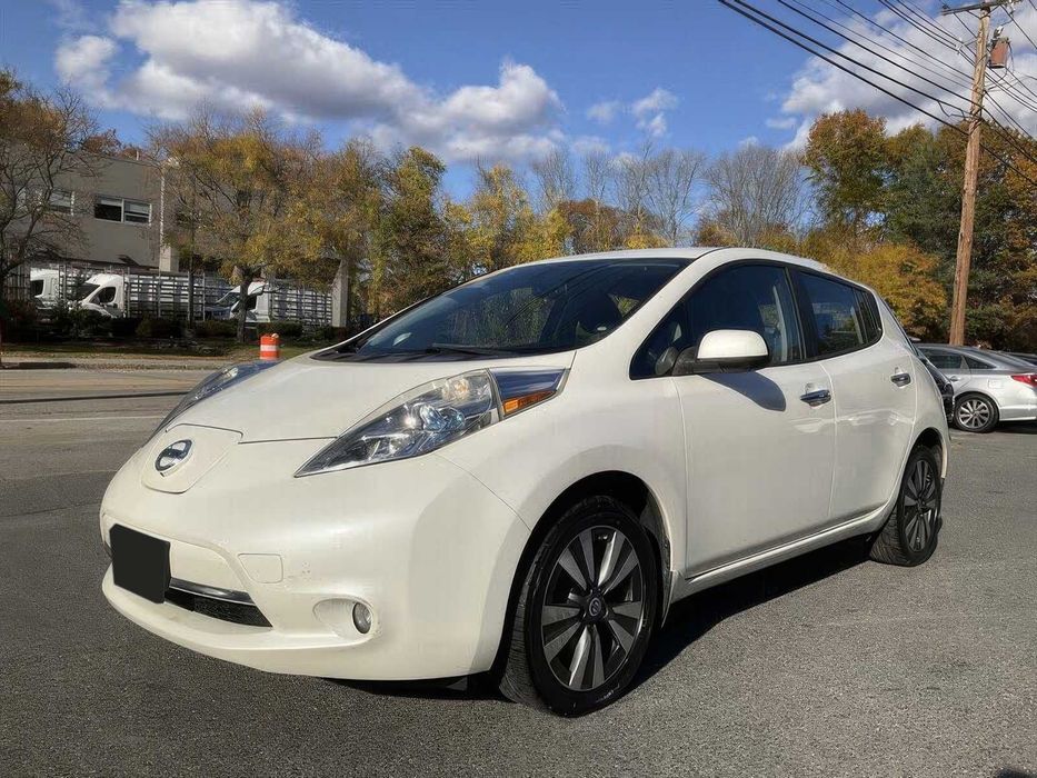 Nissan LEAF SL      2014