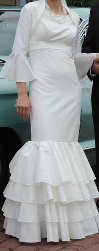 Suknia ślubna w stylu andaluzyjskim