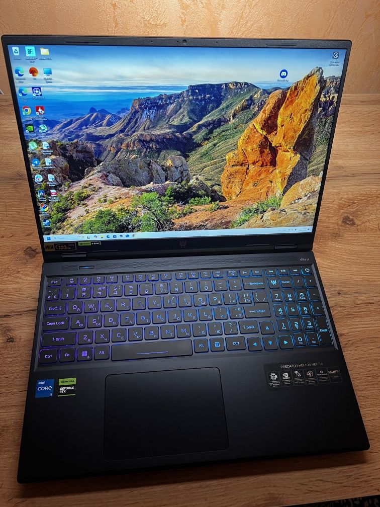 Продам ноутбук Acer Predator Helios Neo 16 (PHN16-72-578X)