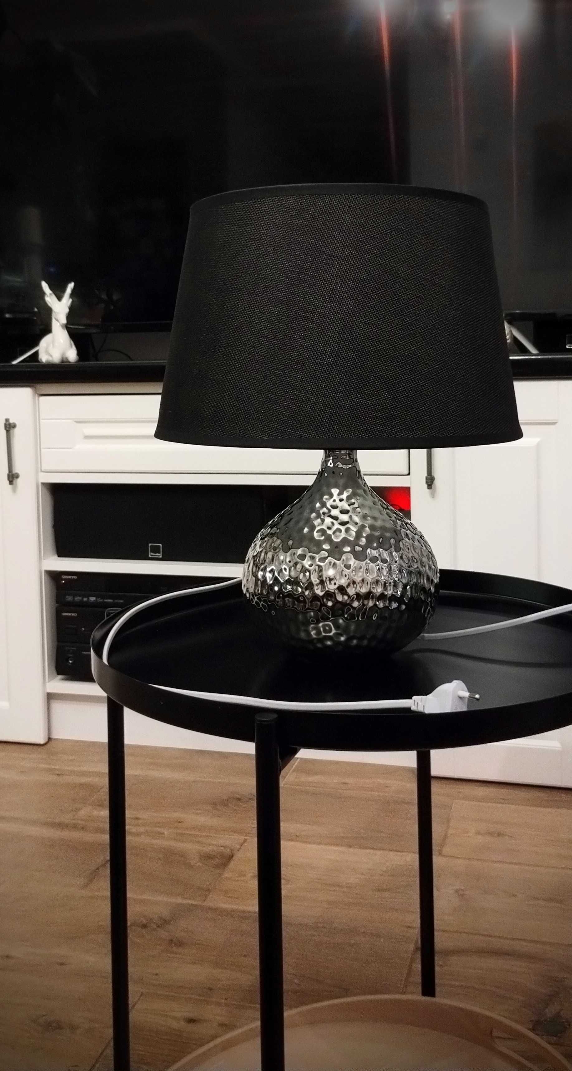 Lampa stojąca, glamour, ceramiczna, srebrna z czarnym abażurem - 38cm