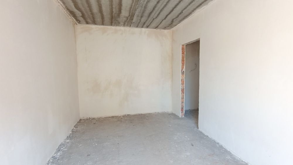 Квартира з ГАЗОМ та БАЛКОНОМ! Чистова штукатурка та стяжка підлоги!