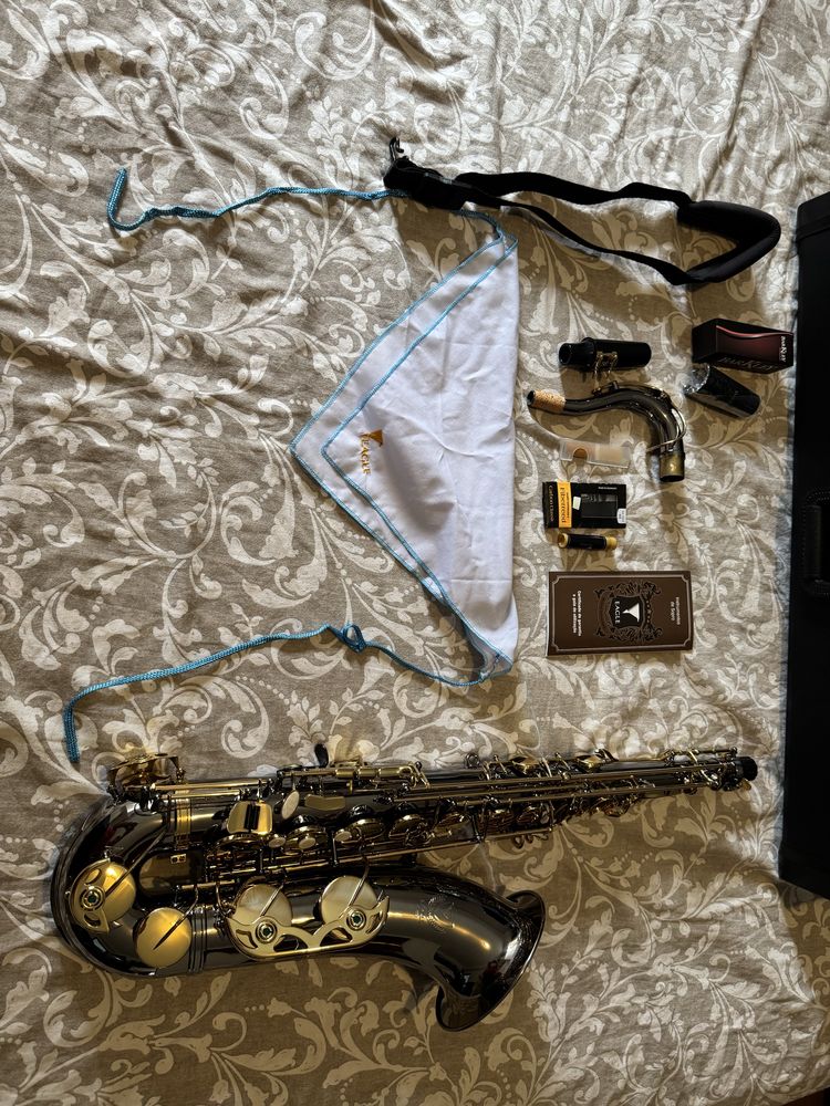 Saxofone Tenor Eagle ST 503