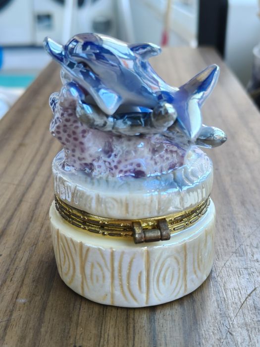 Vendo caixinhas e botas decorativas