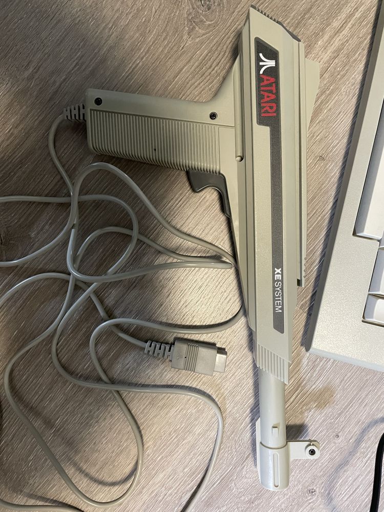 Atari XEGS konsola retro, BOX