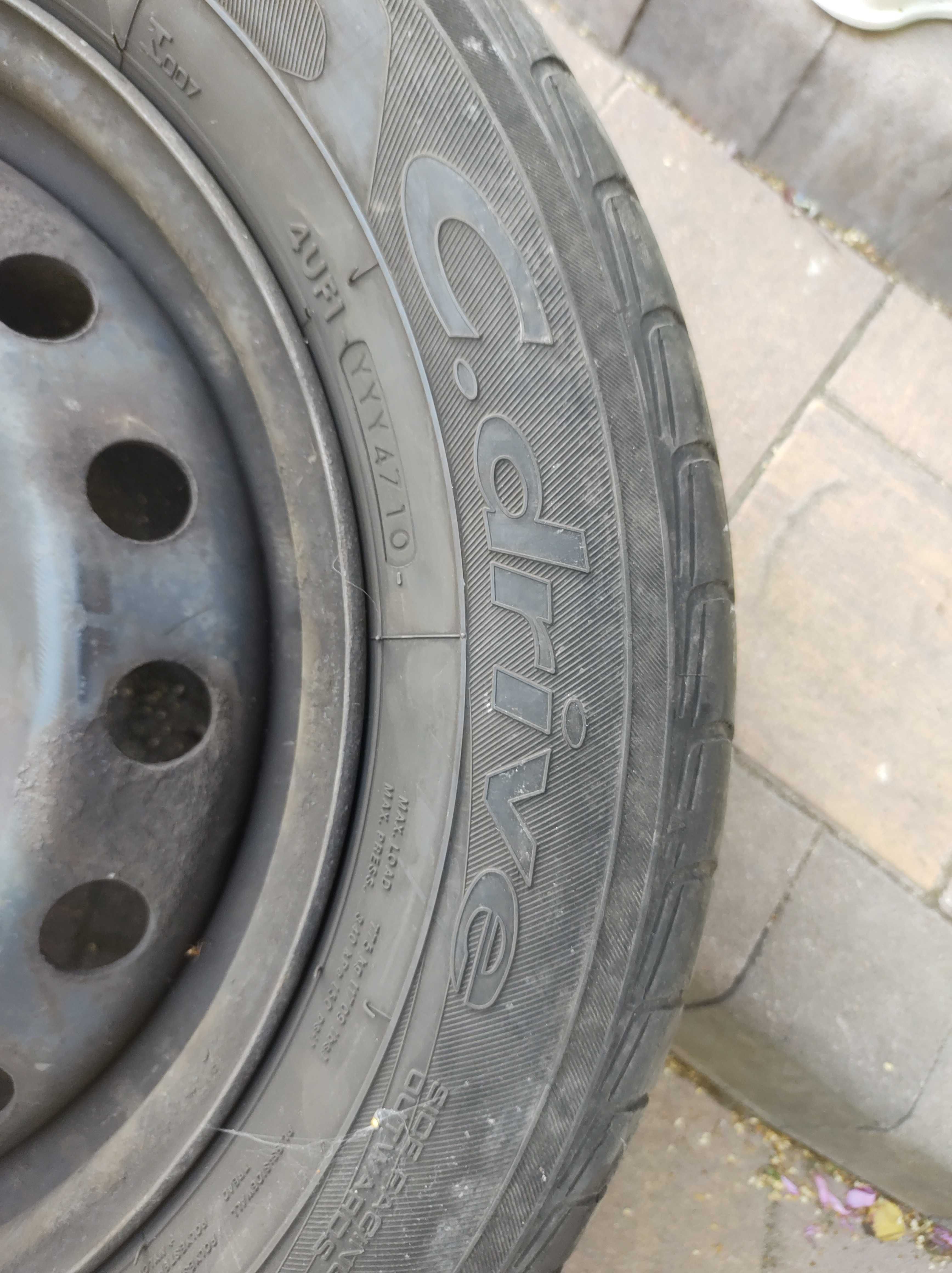 Koła Yokohama 215/60R16