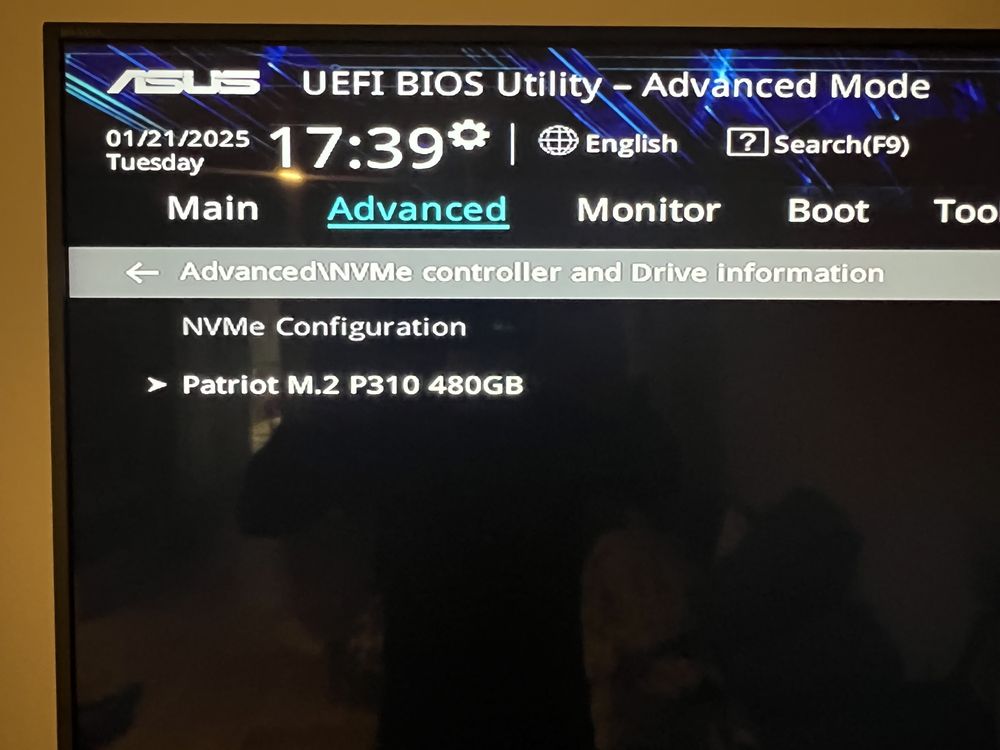 Asus mini pc 32 gb ram intel 7 -9700 ssd