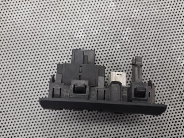 Botão / interruptor trancar portas RENAULT Clio III (BR0/1, CR0/1)