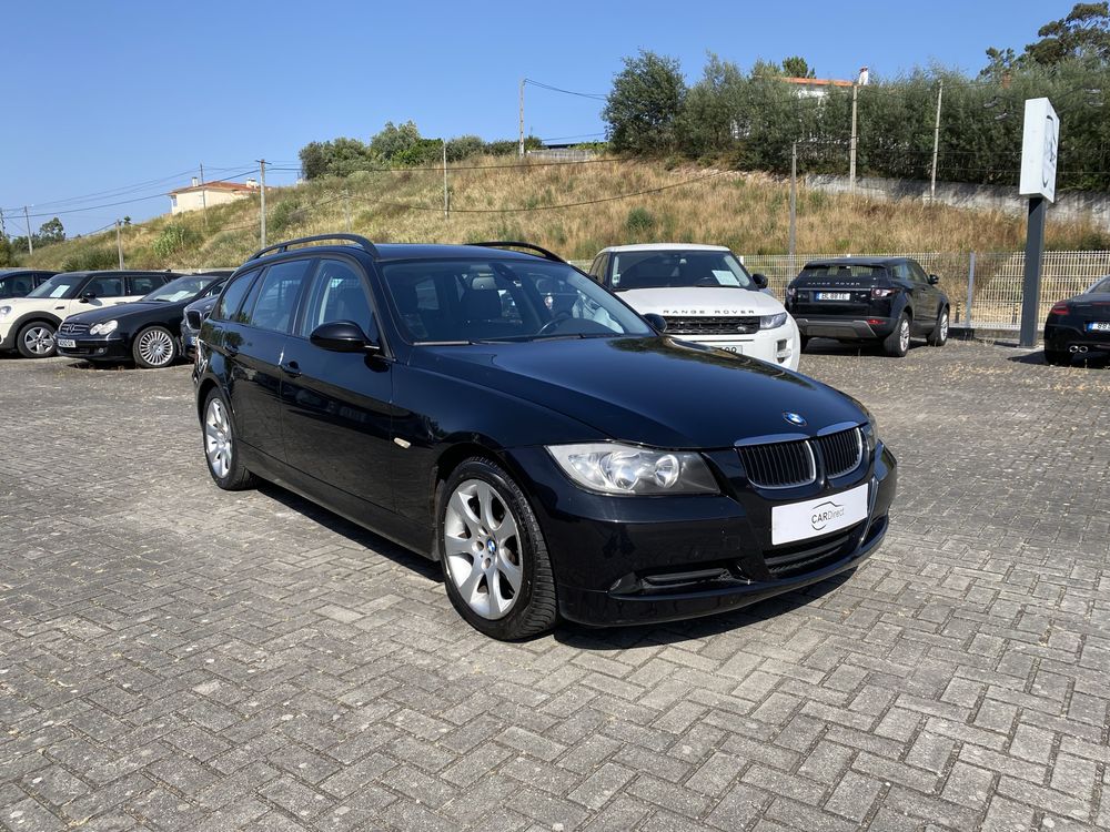 BMW 320d - Pele e Teto panorâmico - IUC 50E