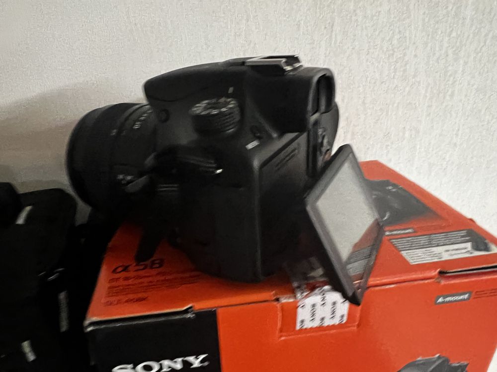 Фотоапарат SONY A58