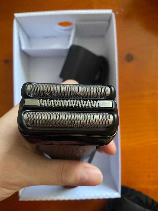 Електробритва Braun Series 3 Shave & Style 300BT