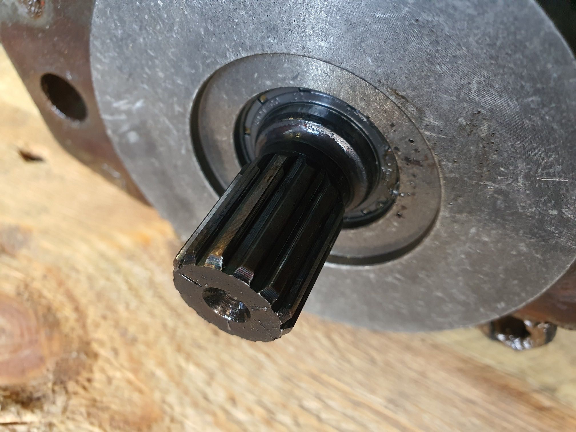 ładowarka hitachi LX 290 hydraulika komplet