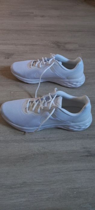Buty Nike Revolution. Rozmiar 47.