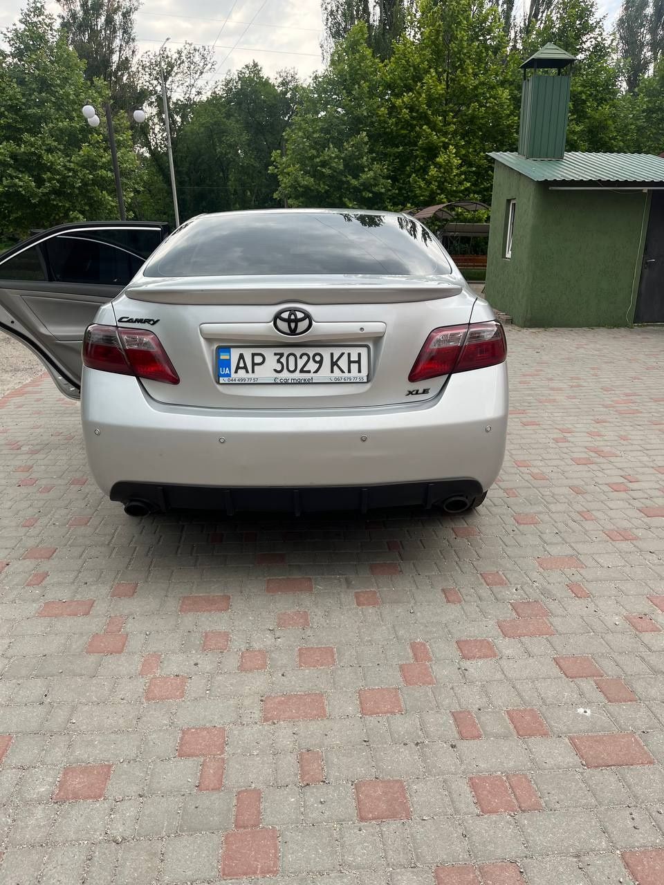 Продам Камри 40.