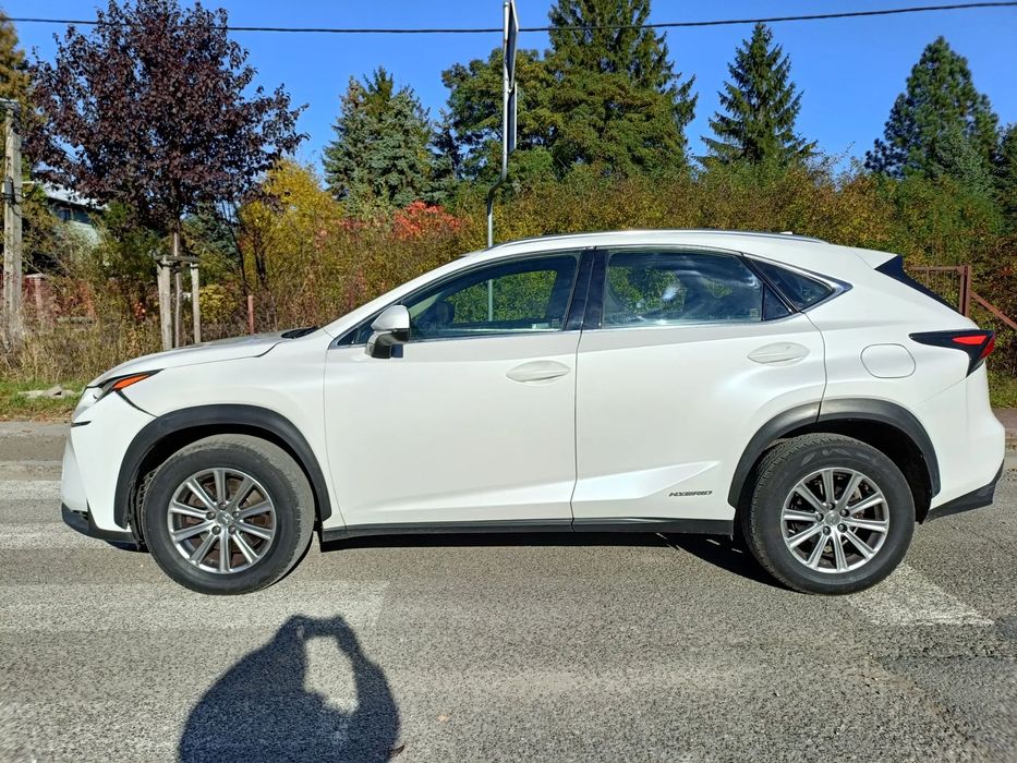 Lexus NX Lexus NX300h Skóra_Ledy_Hybryda_Kamera_ WARSZAWA_2016 Biała PERŁA
