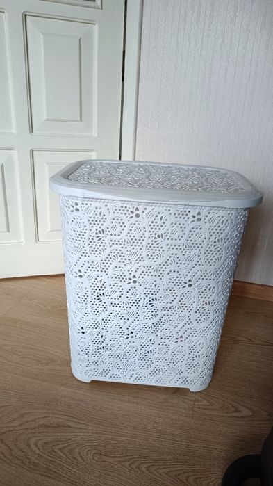 Продам корзину кошик для білизни
