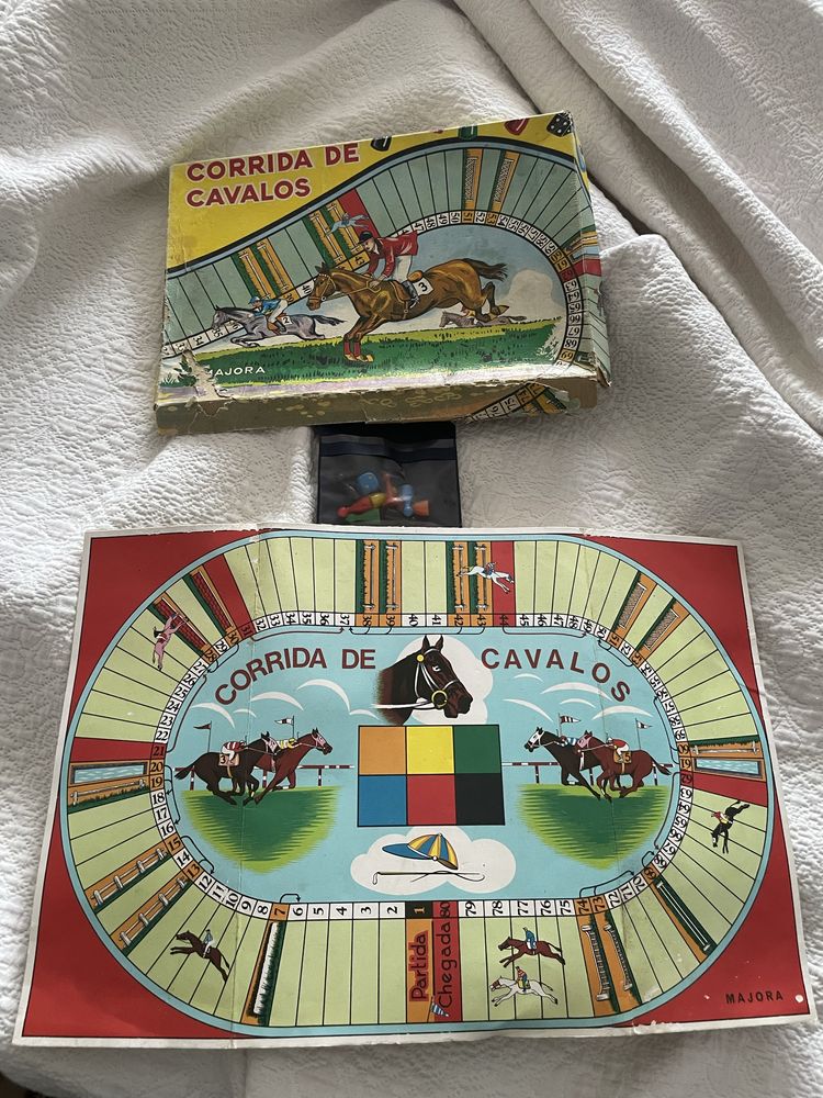 Jogos Majora Anos 1970 Corrida de Cavalos e Jogo do Assalto