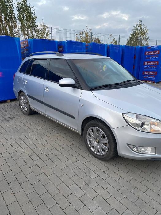 Skoda fabia 1.6 Шкода фабія