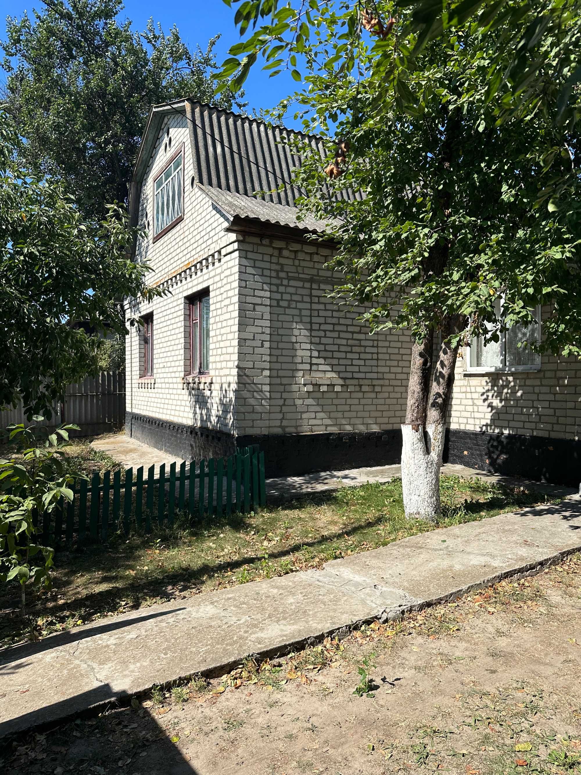 Продається будинок у с.м.т. Варва
