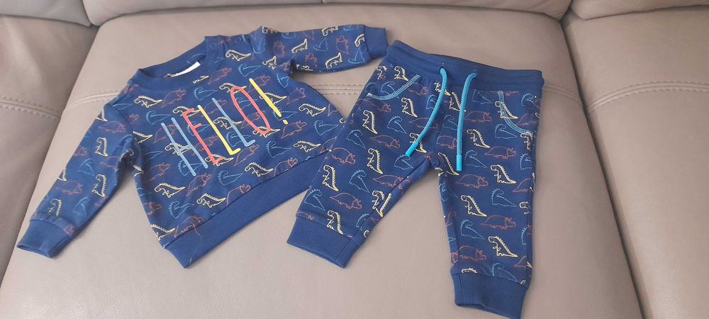 NOWY komplet Coccodrillo dla chłopca  bluza + spodnie rozm. 62
