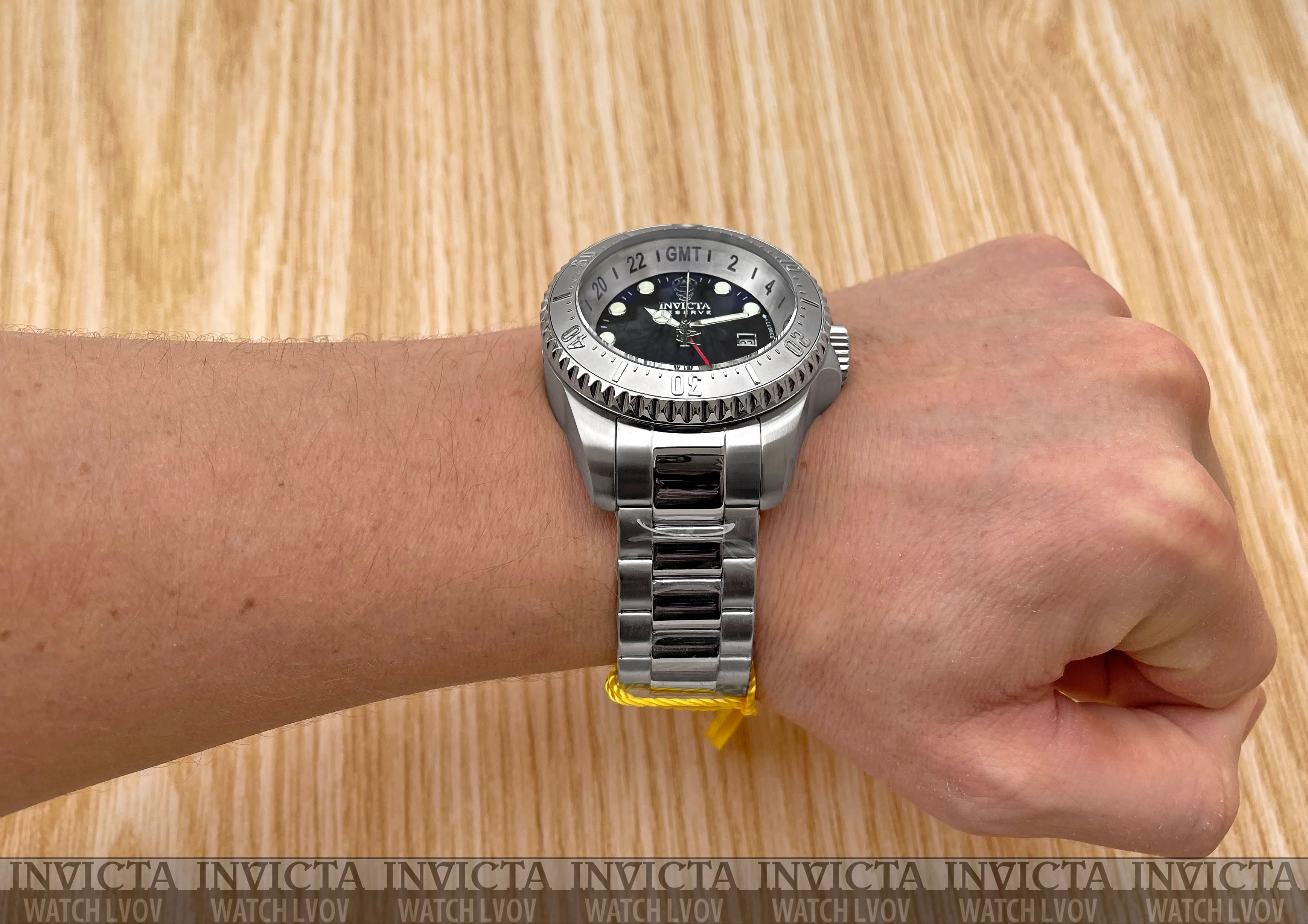 Мужские часы Invicta 37217 Reserve Hydromax Pro Diver Swiss GMT 52 mm.