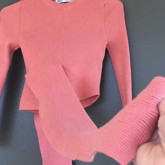 Интересный свитер кофта джемпер с завязками