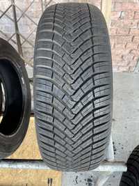 Зимова шина Одиночка 215/65R16 V XL Continental All SeasonContact