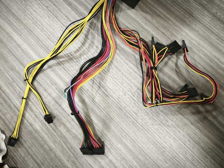 Fonte 600w 1life  usada somente em testes