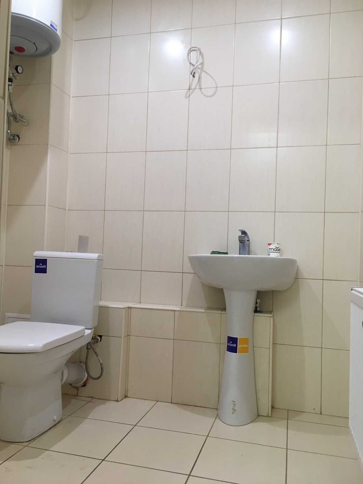 Сдам в аренду помещение 60 м2. Фасад Сахарова. Парковка. Зал 30м2.