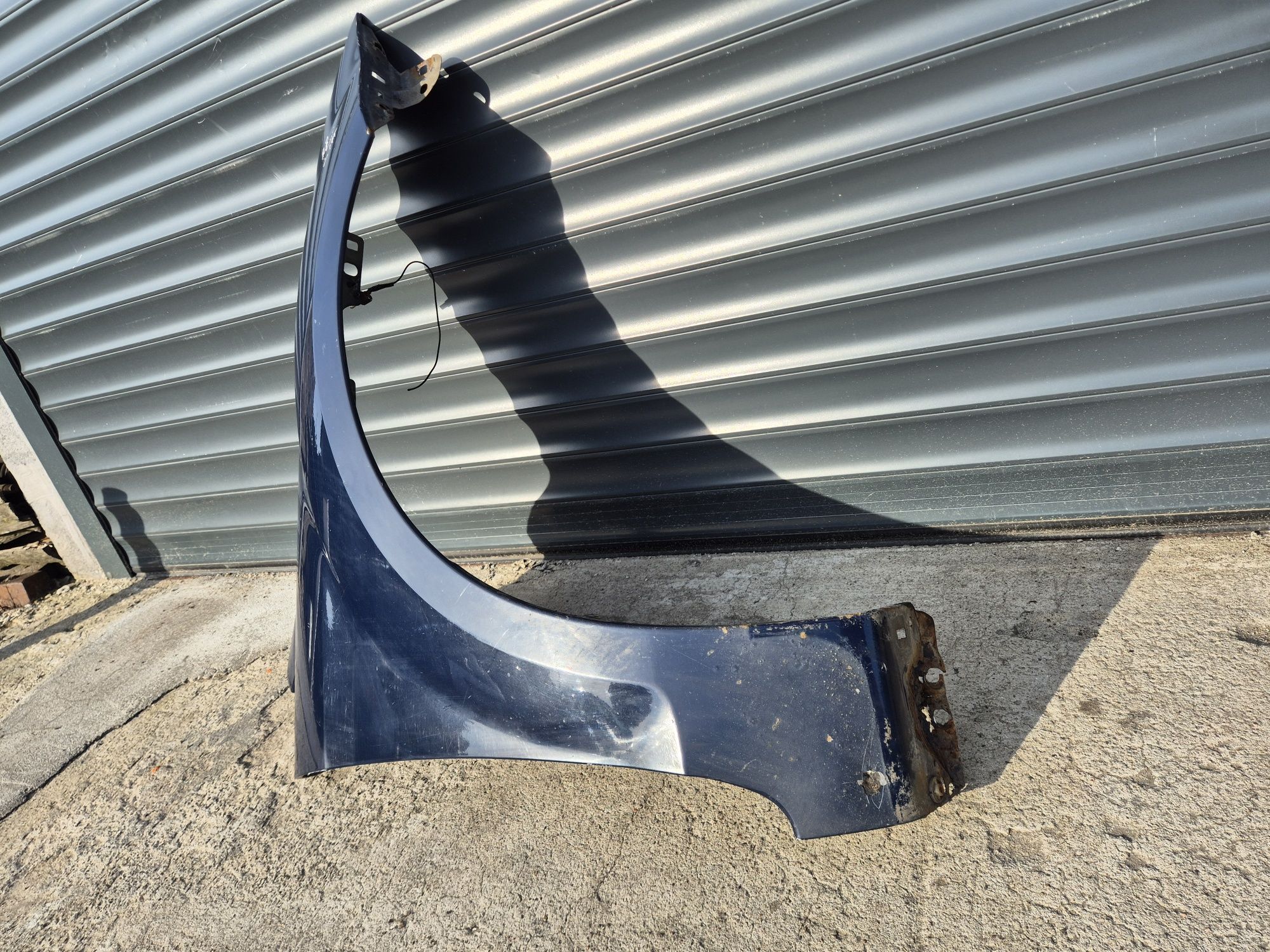 Błotnik ford focus mk2 lift kl R8