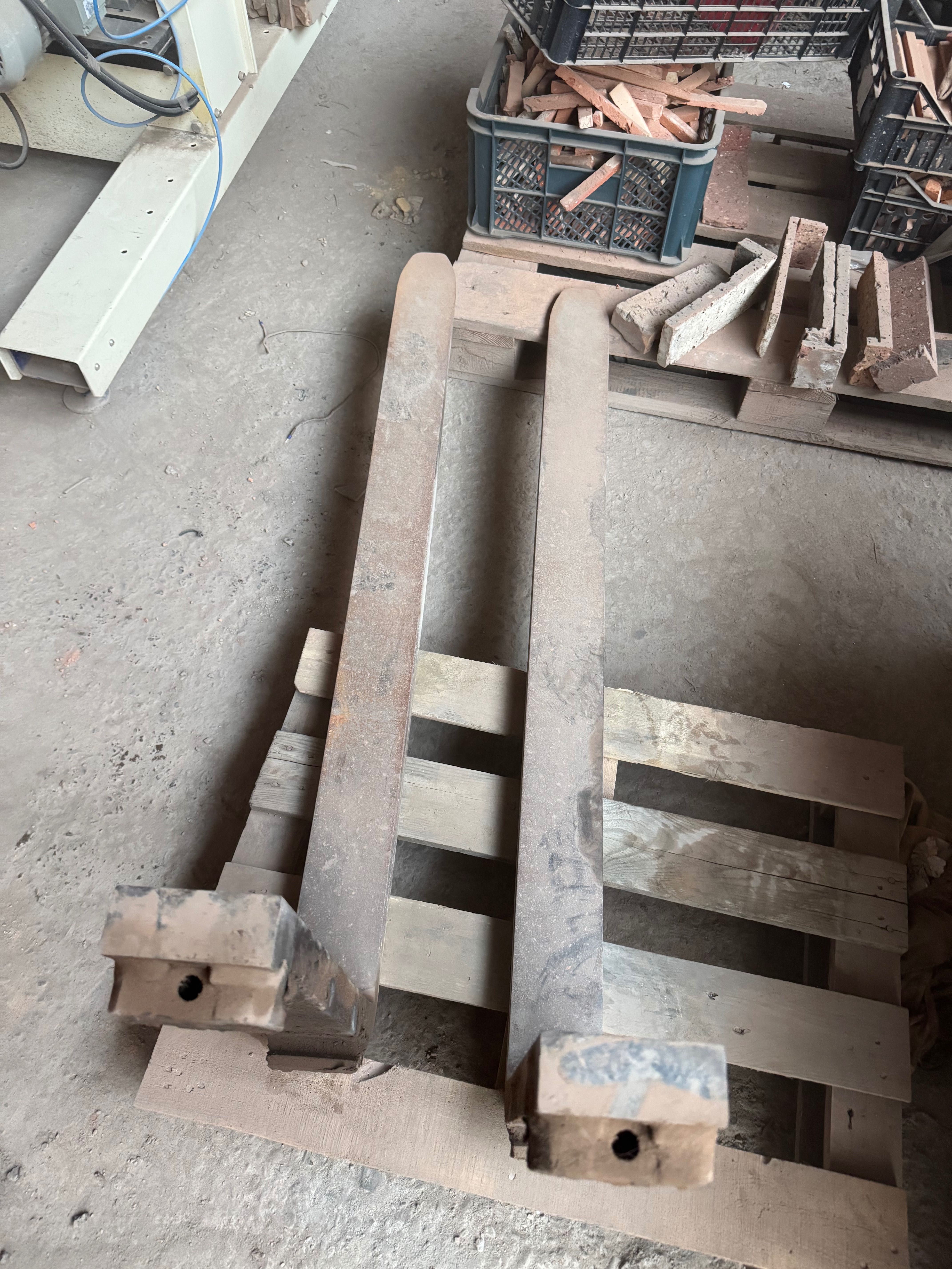 Widły do wózka widłowego – komplet stalowy – używane 120 cm